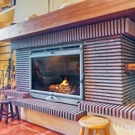 Σπίτι διακοπών Casa Gredos , Piscina , Juegos , Bbq , Pozas , Relax Mombeltrán
