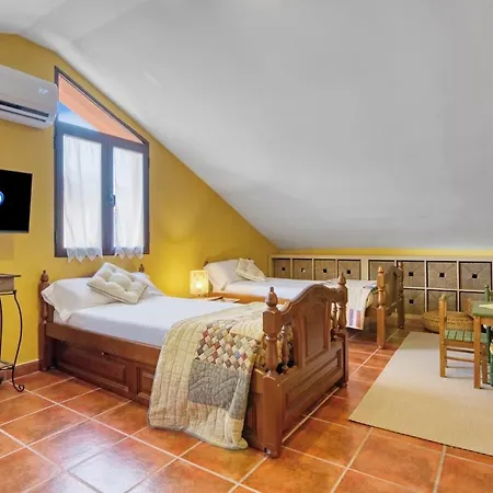 Casa Gredos- Chimenea , Setas , Bbq , Relax Mombeltrán