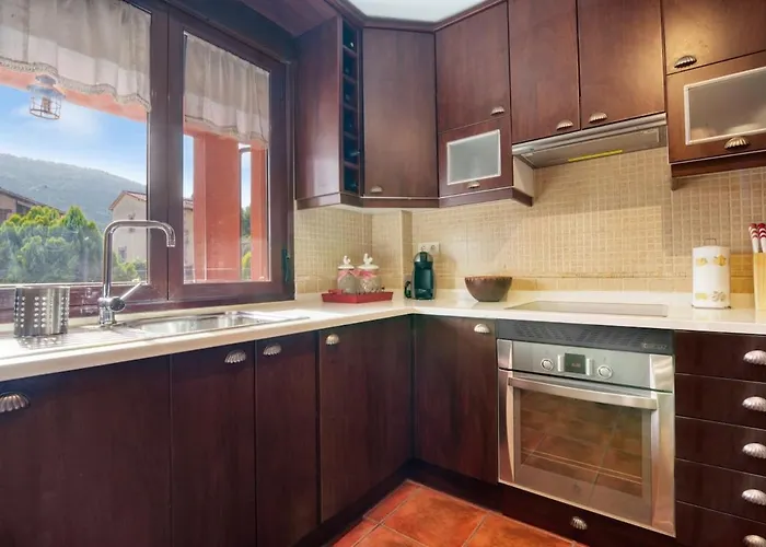 Casa Gredos- Chimenea , Setas , Bbq , Relax *