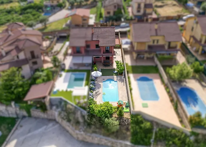 Casa Gredos- Chimenea , Setas , Bbq , Relax Dom wakacyjny Mombeltrán